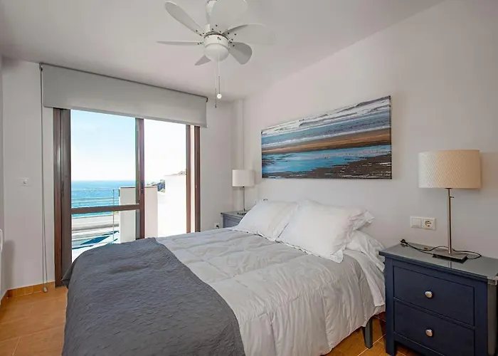 Sunny House With Great Sea Views, 3 Terraces, Private Heated Pool And Sauna