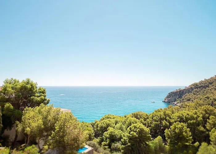 Sunny House With Great Sea Views, 3 Terraces, Private Heated Pool And Sauna