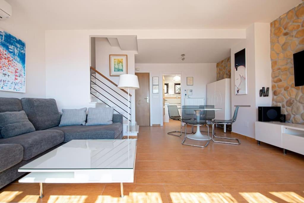 Sunny House With Great Sea Views, 3 Terraces, Private Heated Pool And Sauna